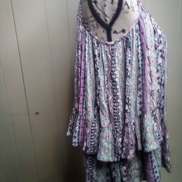 Altar'd State Blouse M Cut-Out Short Bell Sleeve Flowing Floral Colorful - Picture 7 of 15